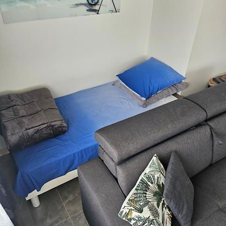 Bienvenue Chez Alain Et Marie Apartment Antibes Exterior photo